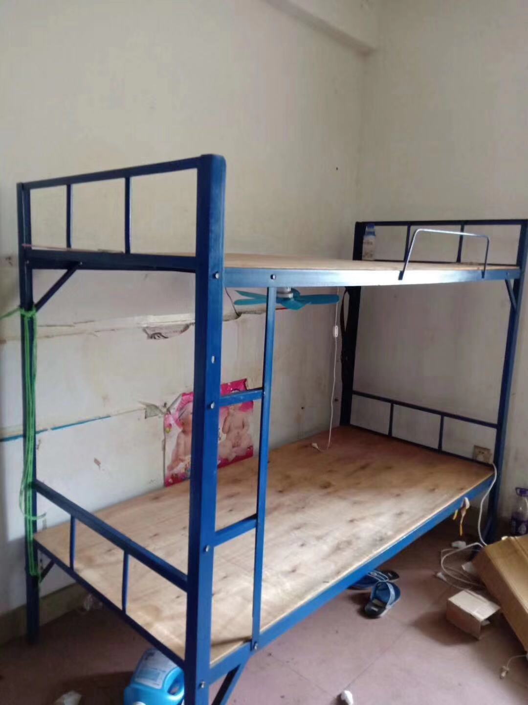 三角铁铁架床